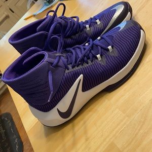 Nike Zoom Clearout Men’s Basketball Shoes
